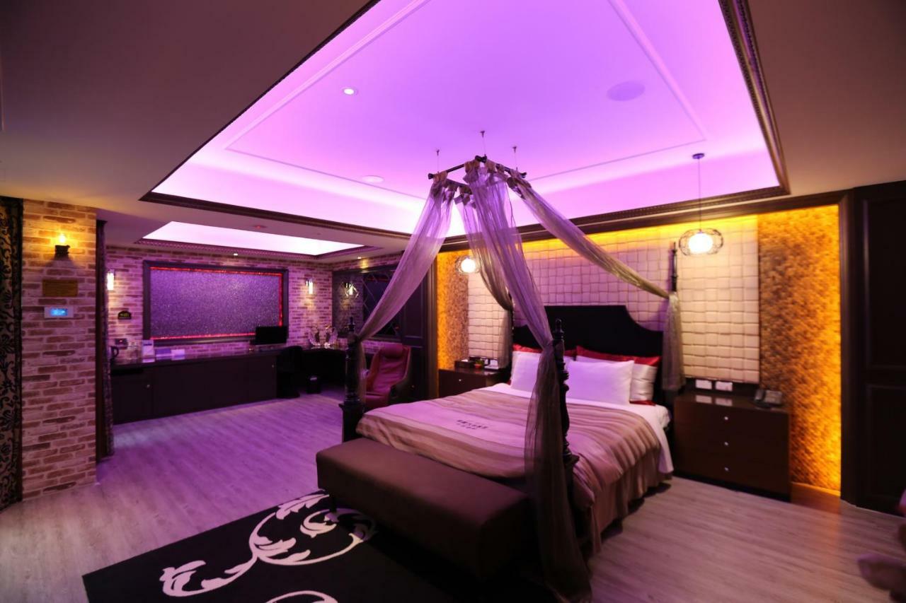 Yosemite Motel - Taiyuan Branch Тайчжун Екстер'єр фото